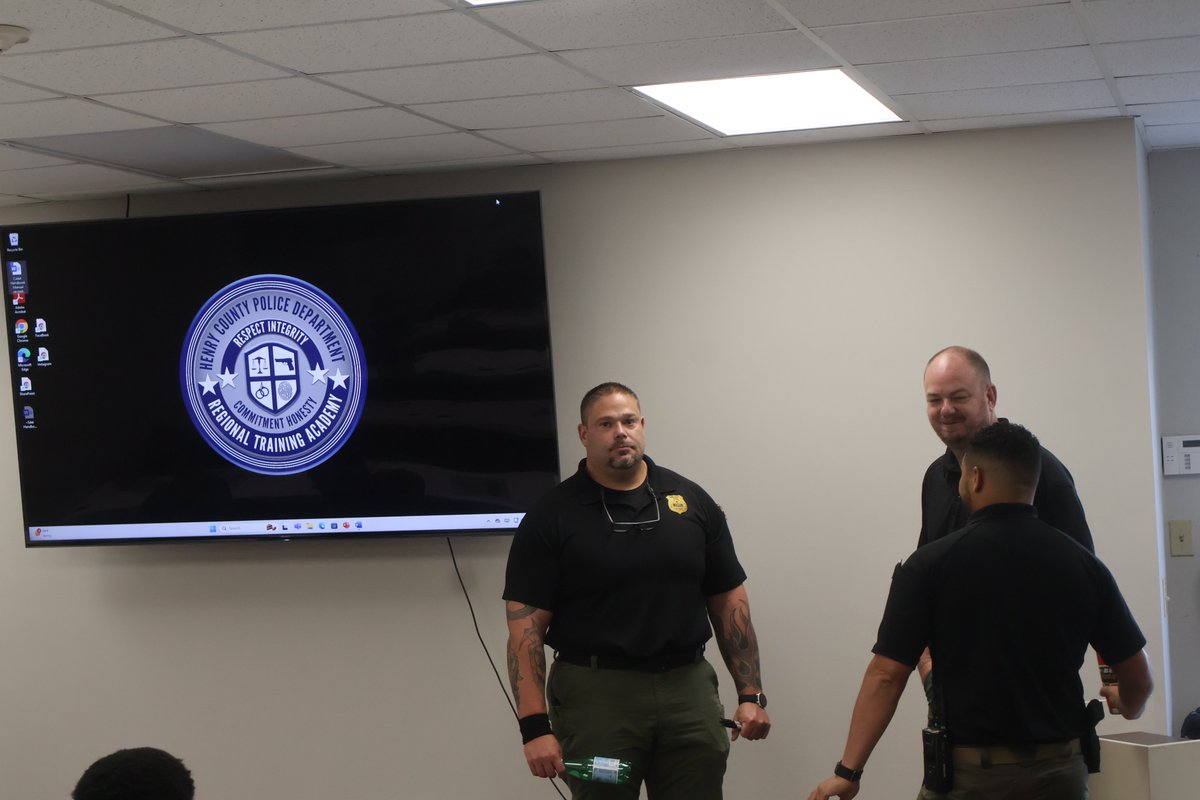 Henry Co. Emergency Management & Homeland Security (@henryco_em_hs) on Twitter photo ๐ Join us in welcoming the first class of the Henry County Police Department Regional Training Academy! ๐ฎโโ๏ธ๐ฎโโ๏ธ
Today, these 15 dedicated recruits begin their journey toward becoming law enforcement officers, serving departments across the county, including the Stockbridge Police ๐ Join us in welcoming the first class of the Henry County Police Department Regional Training Academy! ๐ฎโโ๏ธ๐ฎโโ๏ธ
Today, these 15 dedicated recruits begin their journey toward becoming law enforcement officers, serving departments across the county, including the Stockbridge Police