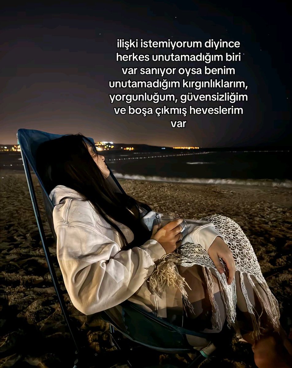 sinem (@kimbusnem) on Twitter photo 