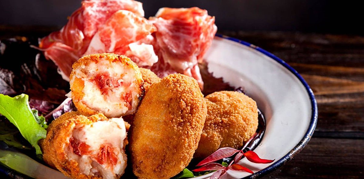RevenRV's tweet photo. Bendita gastronomía española gracias por existir. https://t.co/cyxrE1oUg3