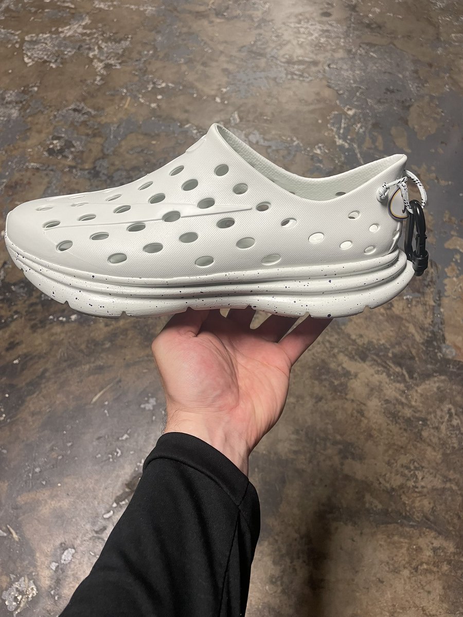 Alex Lockemeyer (@alexlockemeyer) on Twitter photo Amazing job by <a href="/kanefootwear/">KANE Footwear</a> for the recovery shoes for the players and staff for the upcoming season! #TechYeah Amazing job by <a href="/kanefootwear/">KANE Footwear</a> for the recovery shoes for the players and staff for the upcoming season! #TechYeah