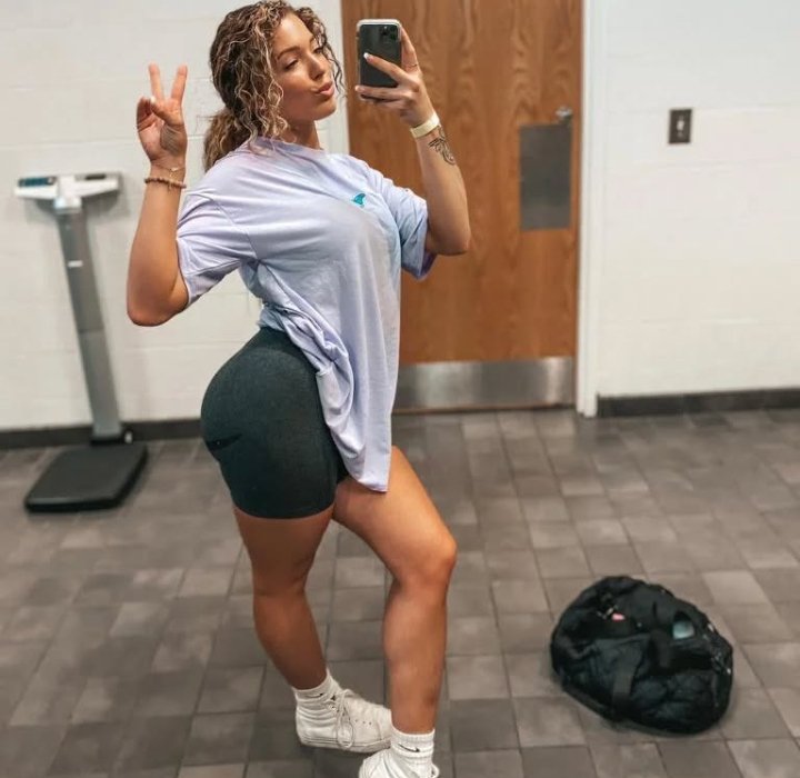 cut2Tbone's tweet image. Buenas noches