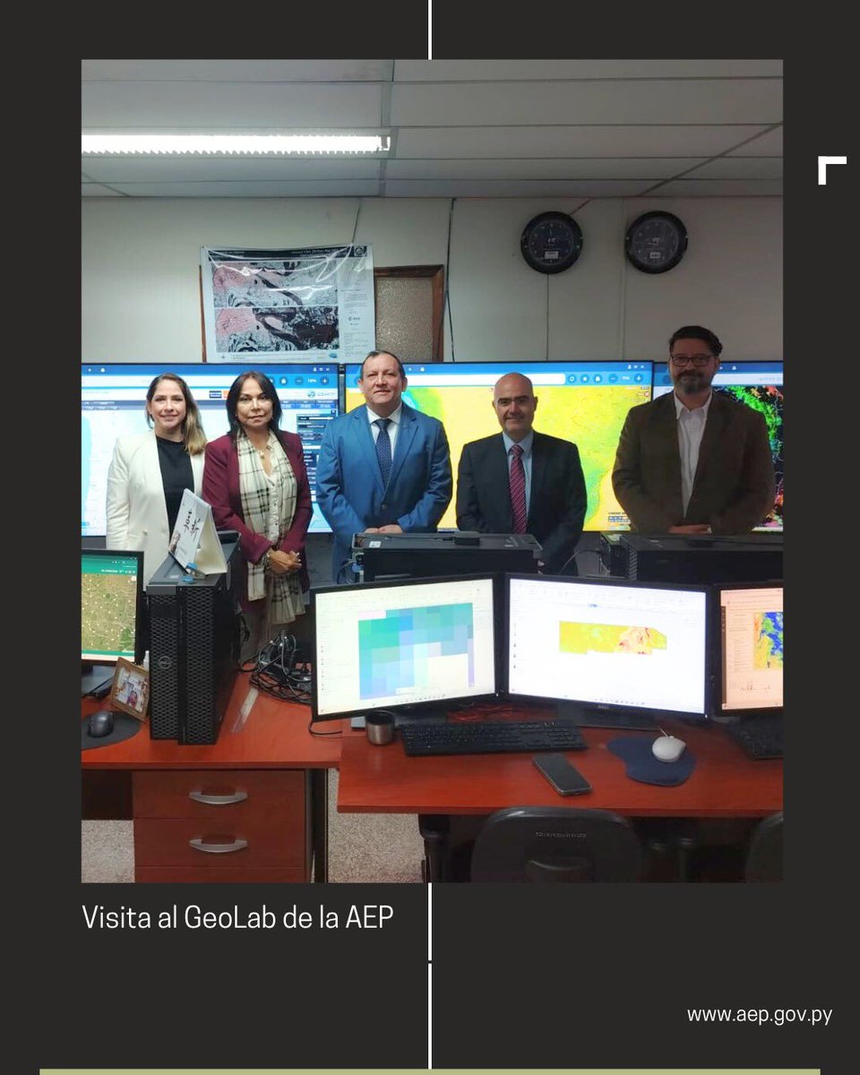 La Agencia Espacial del Paraguay tuvo el honor de recibir al Prof. Dr. Carlos Gustavo González Morel, Decano de la Facultad de Derecho y Ciencias Sociales de la UNA, y a la Dra. Inés Martínez Valinotti, Presidenta del Instituto de Derecho Aeronáutico y Espacial (IDAE)