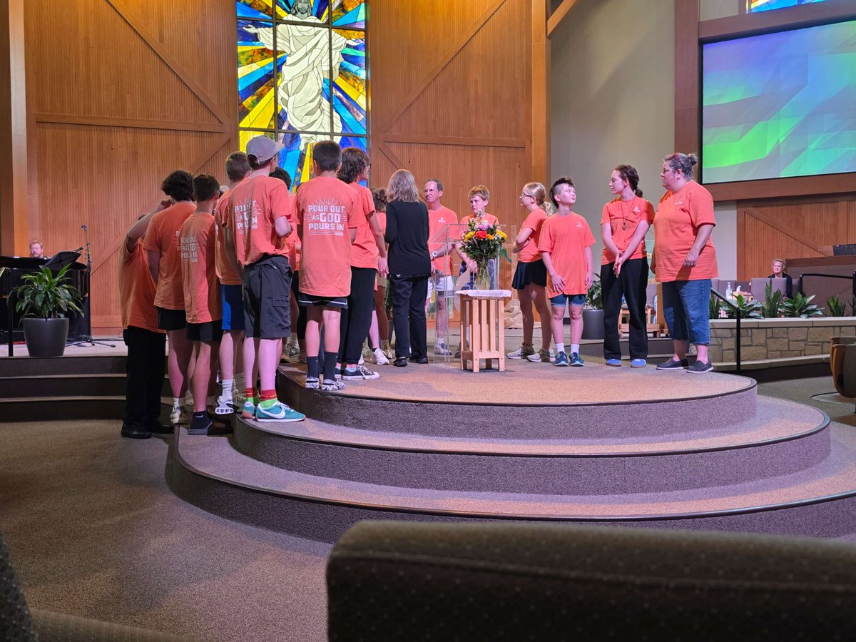What an incredible Sunday we had at Chapel Hill!  Pastor Jeff is back from Greece, and Pastor Jen delivered such an inspiring sermon. We had the opportunity to bless our youth as they headed off to their mission trip. Please continue to keep them in your prayers as they serve!
