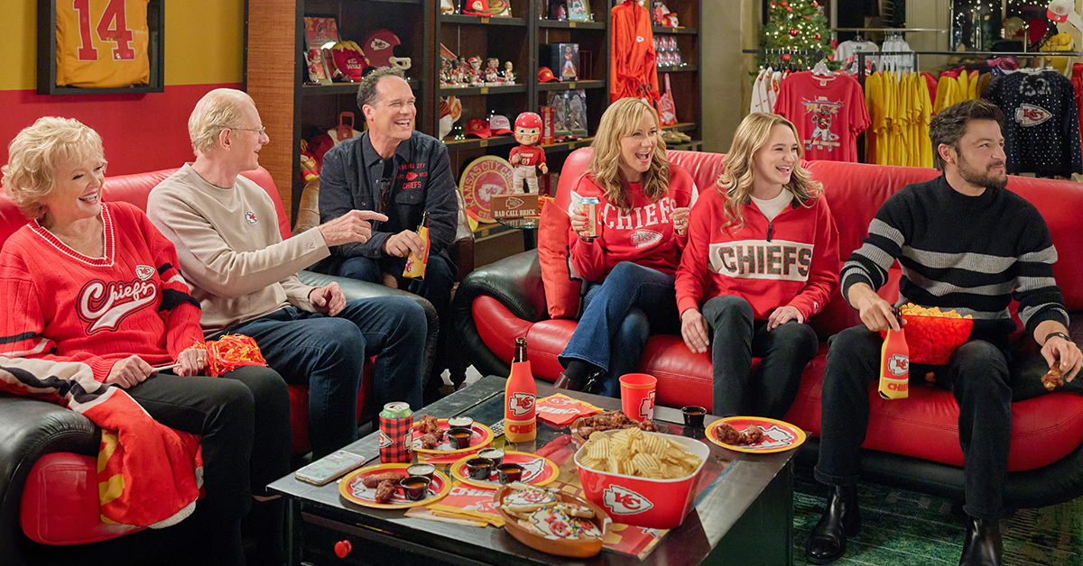 This #ChristmasinJuly, win the biggest game of all: finding true love! ❤️🏈

Start your free trial today to watch #HolidayTouchdownAChiefsLoveStory on #HallmarkPlus!

bit.ly/45Jaf4r