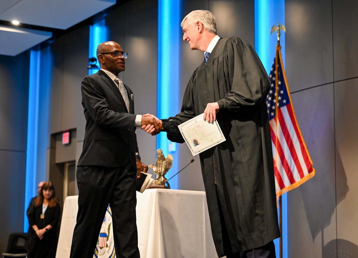 MDAH_Official's tweet image. MDAH kicked off commemoration of @America250 by hosting a Naturalization Ceremony at the Two Mississippi Museums. By an oath of citizenship administered by U.S. District Judge Daniel P. Jordan III, seventy-eight people became American citizens.