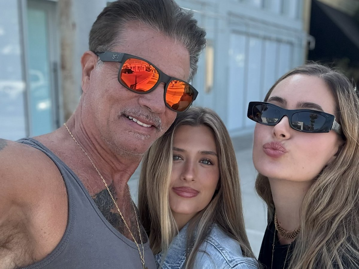 My hearts. 💕 #daddysgirls