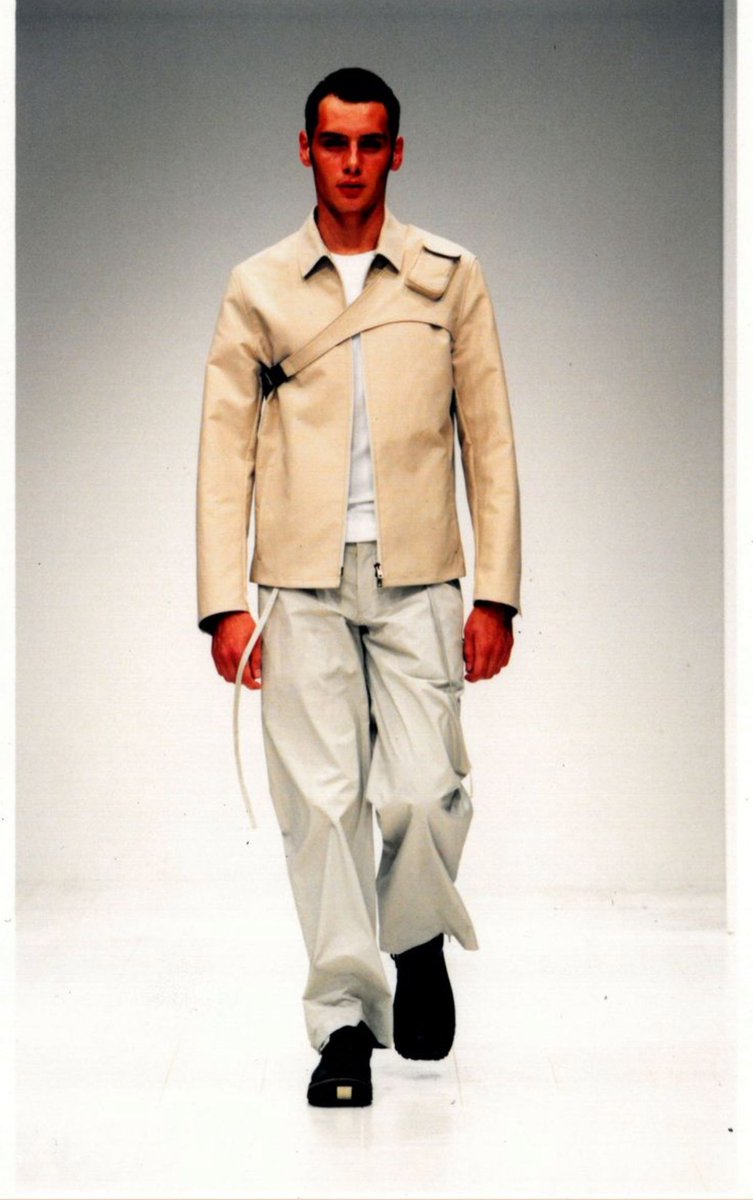 FinalBlow_Chi's tweet photo. Neil Barrett SS02 https://t.co/fNHoeGVW44