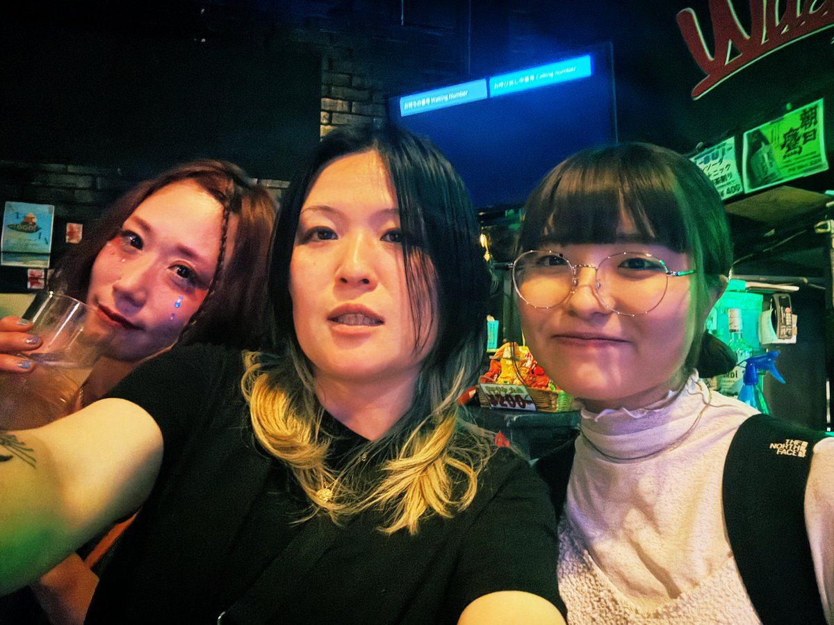 良き日だったのよ
#花酔い
#veronicaveronico
#YAS33
#明暮
#wildsidetokyo
※ストレンジと撮るの忘れた