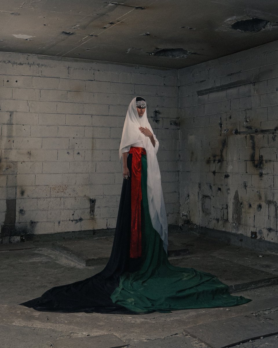 alinejnd_'s tweet photo. on a fait un shoot en hommage à la palestine 🤍 https://t.co/tZFErzGhsQ