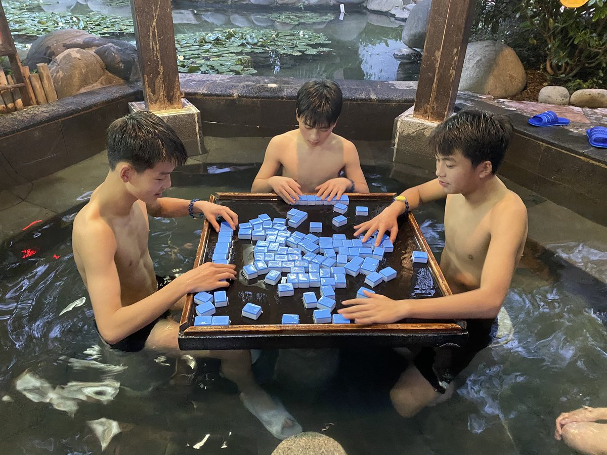 三缺一
#帅哥 #男初 #友情 #兄弟 #男高 #体育生 #cute #handsome