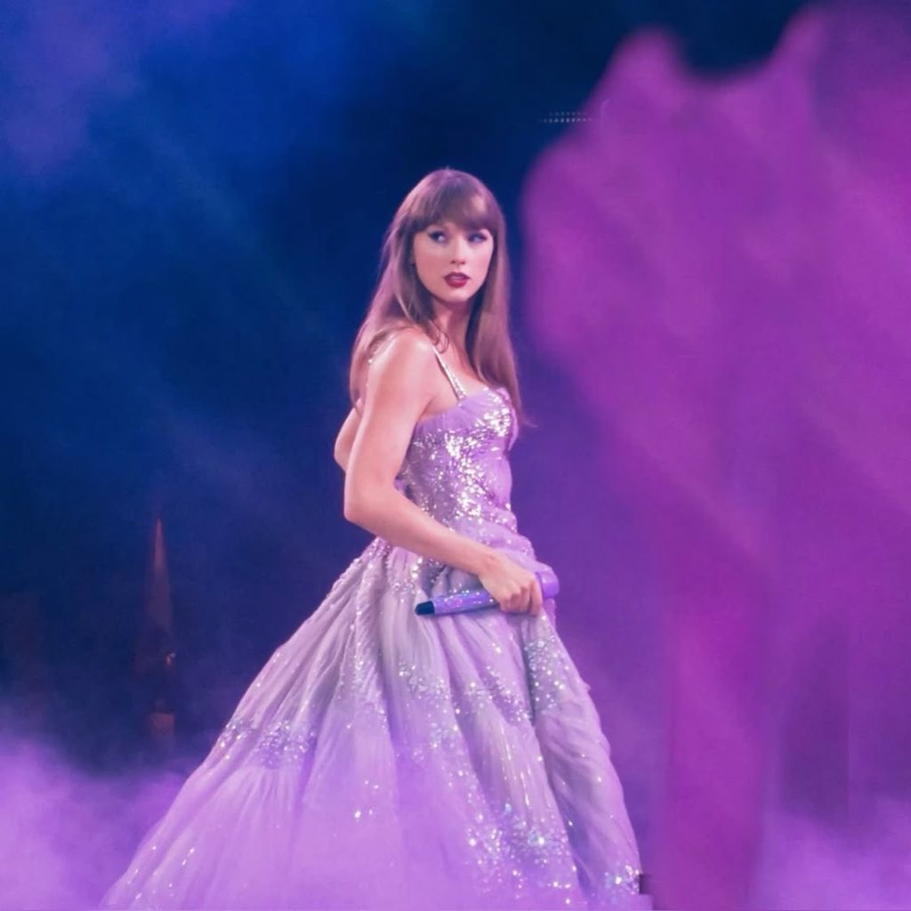 𝓬𝓱𝓵𝓸𝓮⁴⁴ ⸆⸉ ❤️🔥 tweet media