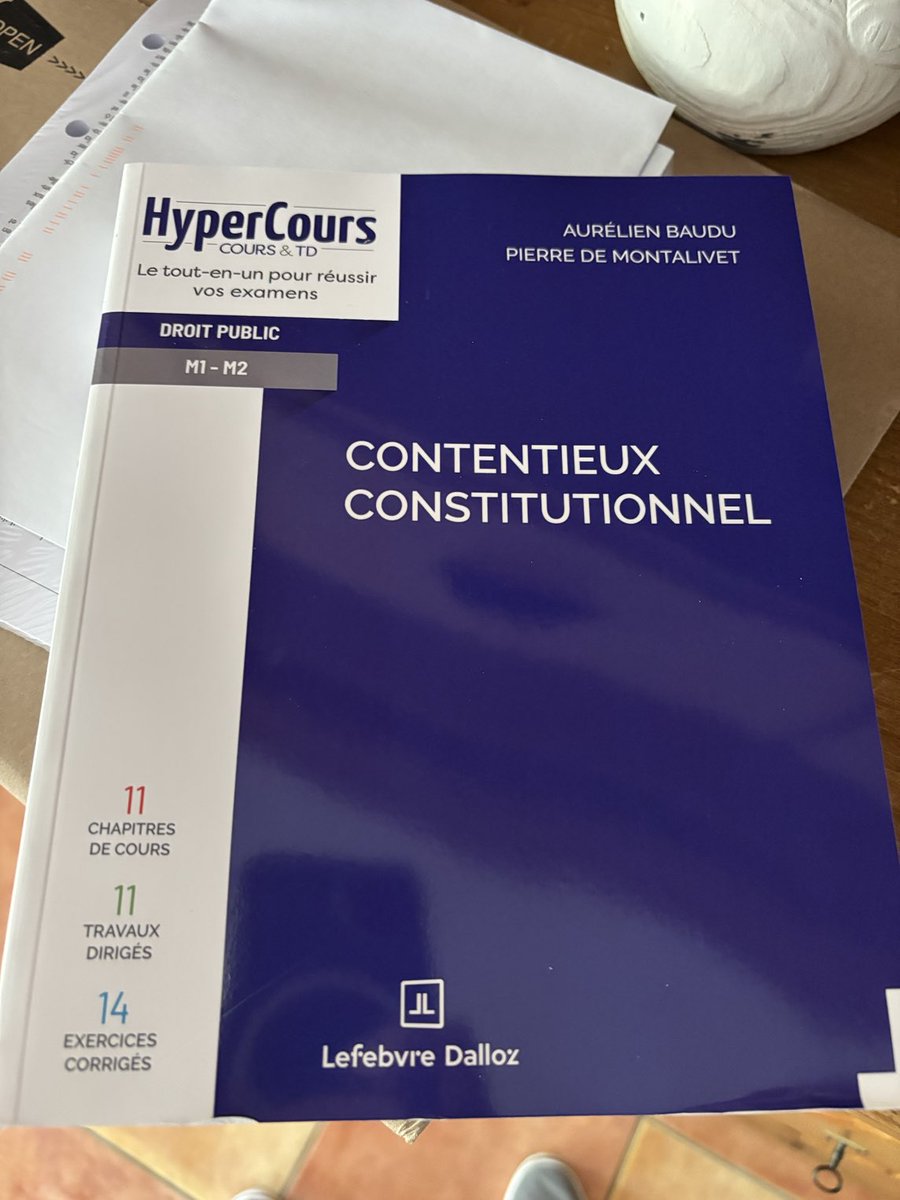 VincentDUSSART1's tweet image. Merci ⁦@aurelien_baudu⁩ et à Pierre de Montalivet pour ce bel ouvrage.