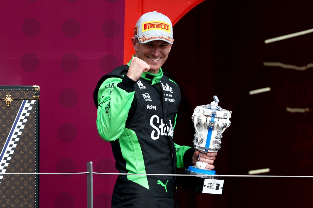 Nico Hulkenberg reflects on first podium in #BritishGP, as he elaborates on realisation - answers Piastri's question on LEGO trophy.

Views of Verstappen, Hamilton, Gasly, Albon, Piastri, Sainz, Alonso, Leclerc, Ocon, Bortoleto included:

formularapida.net/en/hulkenberg-… #F1