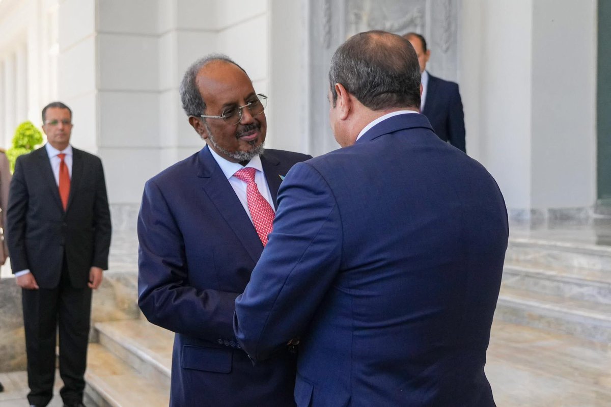 President Hassan Sheikh Mohamud met with H.E. President Abdel Fattah El-Sisi at Al-Alamein Presidential Palace, Egypt. 

During their bilateral talks, the two Heads of State reaffirmed their commitment to strengthening bilateral ties, enhancing cooperation in security, education,