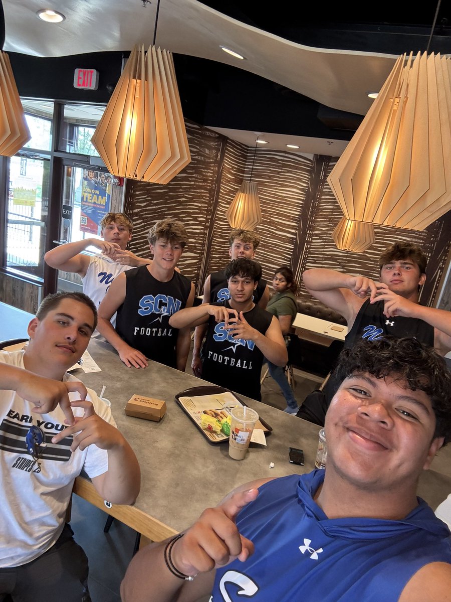 CooperKowalczyk's tweet image. Beef boys at dons after a great first day back! @SCNFBOFFICIAL