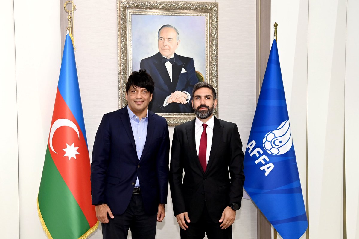 ℹ️ AFFA prezidenti Rövşən Nəcəflə Pakistan Futbol Federasiyasının prezidenti Sayed Mohsen Gilani arasında görüş keçirilib.

▶️ affa.az/index.php/news…

#AFFA