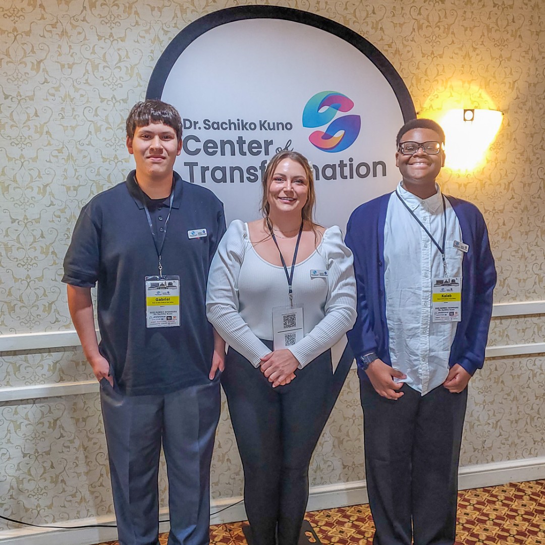 bgcarizona's tweet photo. This summer, our Gilbert Branch teens attended to the CoT Summit! 🌟 They connected with Club youth nationwide, sharpened their leadership skills, and raised their voices on the issues that matter most. 💬🔥
#Gilbert #Arizona #GreatFutures #BGCAZ @bgcgw https://t.co/qnvfMMldwc