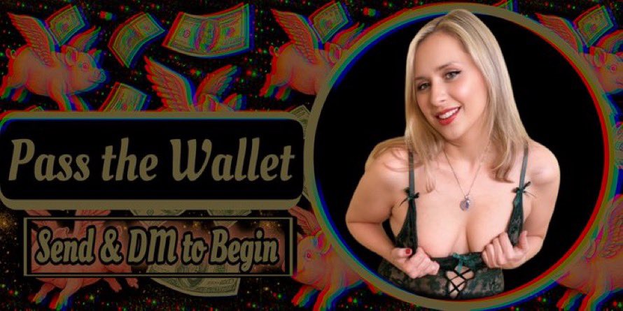 ❤️ Pass the Wallet is LIVE Now!!! ❤️
.
.
What a better way to start out your week and spend your money then by playing Pass the 💳  with the us.? Let us have fun wth your wallet and not you!
.
.
✨10$ per domme✨ 💵💸 DM for details✨