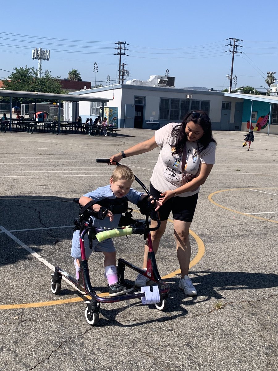 Pamela Damonte VN-VG Community of schools tweet media