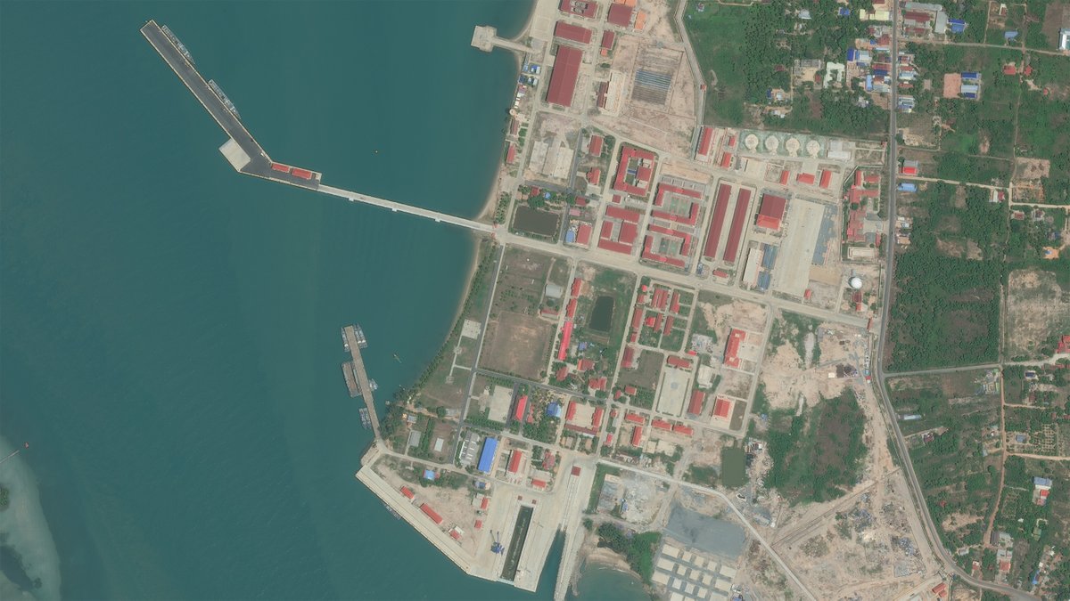Close examination of Japanese and Vietnamese port calls at Cambodia’s Ream Naval Base suggests that China maintains exclusive access to some facilities, including the base’s largest pier: cs.is/43eeEKO