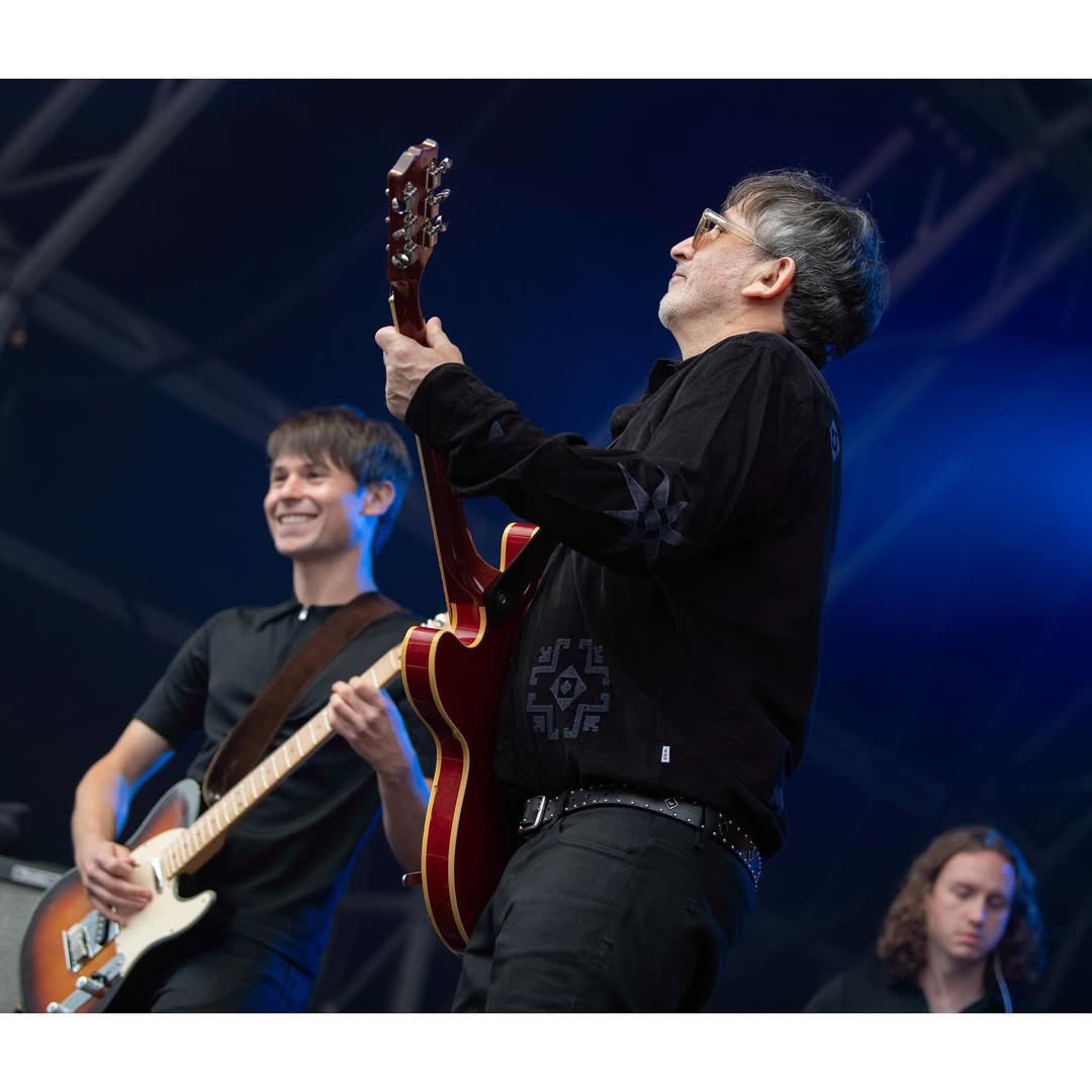 Lightning_Seeds's tweet image. A great weekend at Stendhal Festival in Ireland and at Manchester Castlefield Bowl with @shedseven. Next up, we’re back with Shed Seven at Leeds Millennium Square this Friday!! 🍓🙌🏻