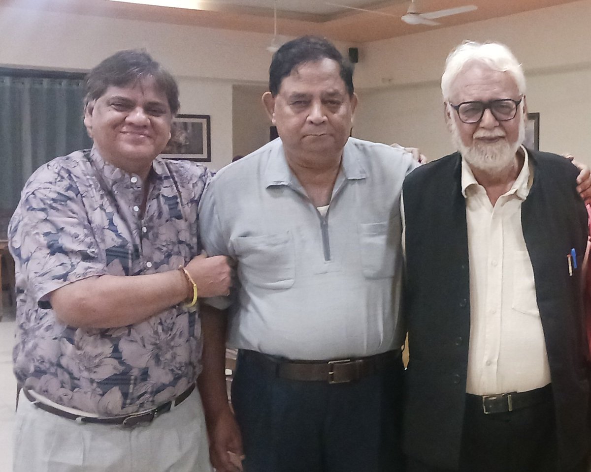 It was a pleasure to spend an eve with Prakash Nanda ji' and Col R S N Singh !