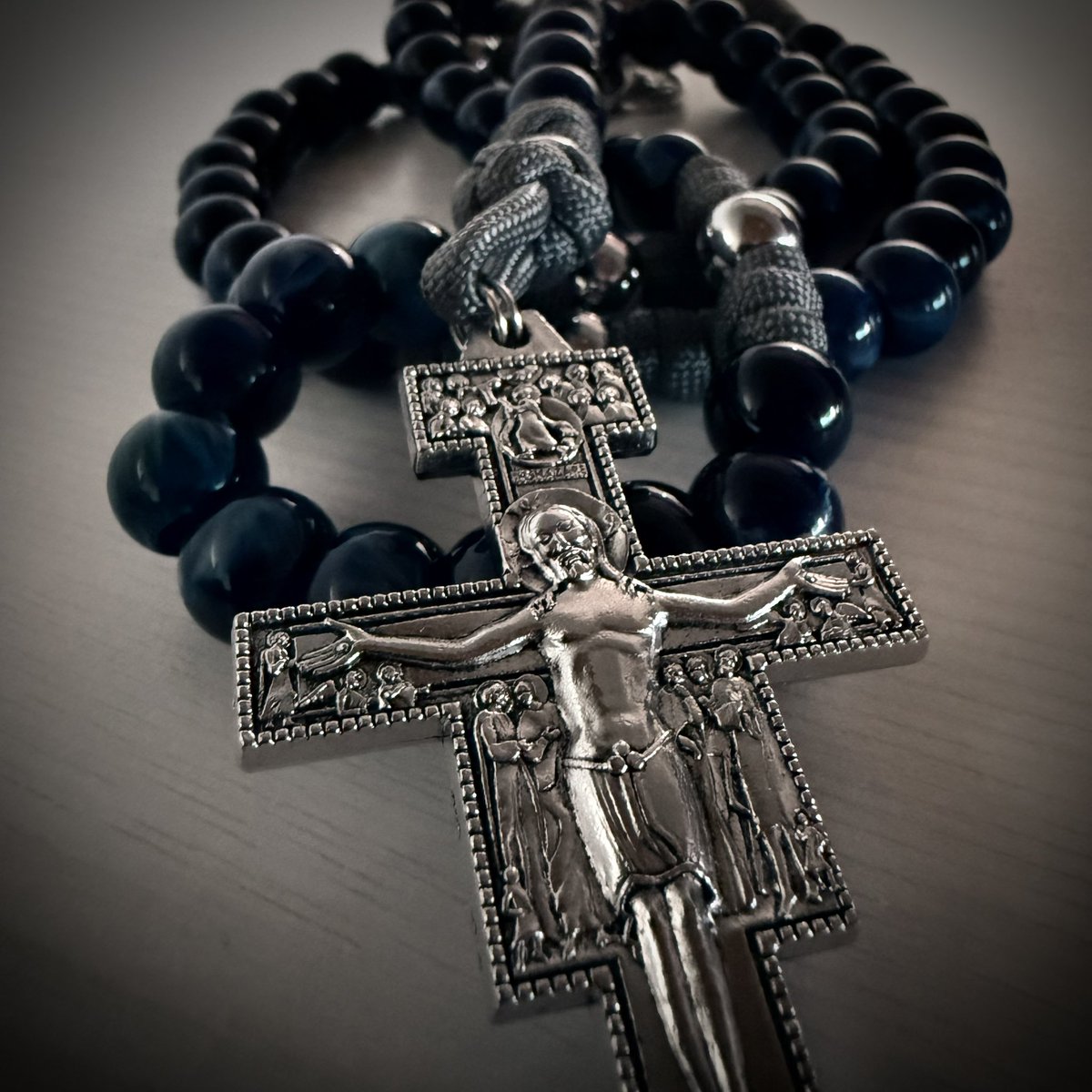 AMDG_Derek's tweet photo. Do you struggle with fighting distractions during the Rosary? 

Well, let St. Louis de Montfort has some encouragement for you…

🧵 https://t.co/QTSijABgqc
