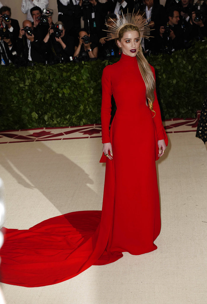 amberheardootd's tweet image. amber heard at the heavenly bodies: fashion & the catholic imagination met gala on may 7, 2018.
amberheardarchive.com/gallery/thumbn… #IStandWithAmberHeard