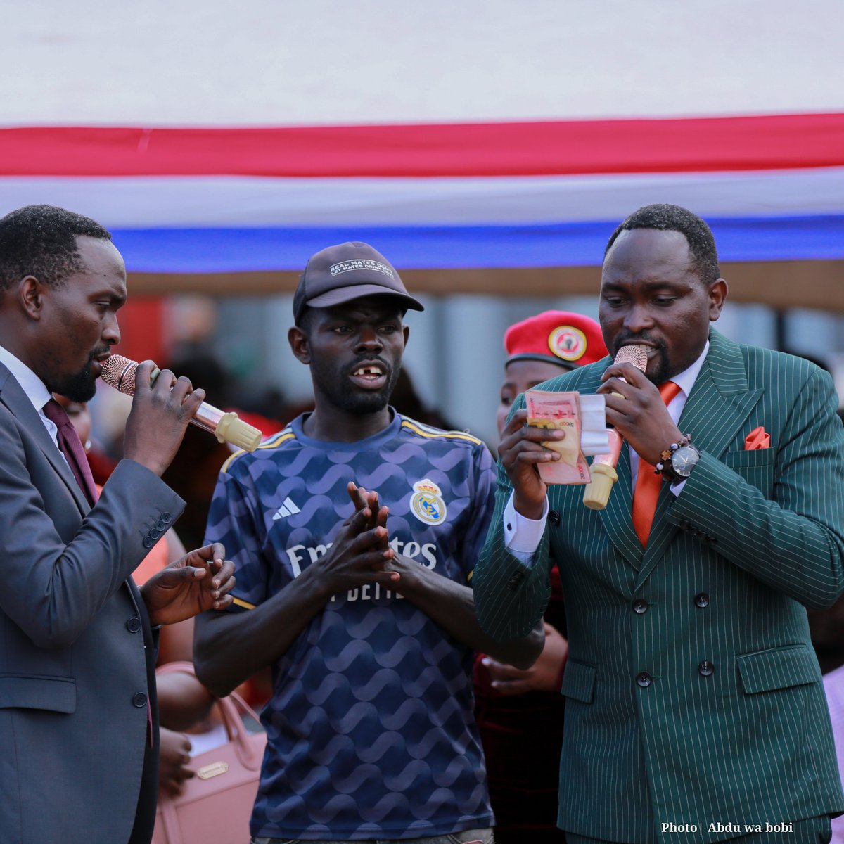ABDU WA BOBI (@musiimeabdu1) on Twitter photo Ekibiina kyabantu <a href="/NUP_Ug/">National Unity Platform</a>
<a href="/HEBobiwine/">BOBI WINE</a>, <a href="/AMufumbiro/">Alex Waiswa Mufumbiro</a>
#NUPFundRaisingDrive Ekibiina kyabantu <a href="/NUP_Ug/">National Unity Platform</a>
<a href="/HEBobiwine/">BOBI WINE</a>, <a href="/AMufumbiro/">Alex Waiswa Mufumbiro</a>
#NUPFundRaisingDrive