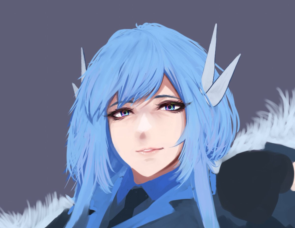 the prettiest queen face I ever painted to date.