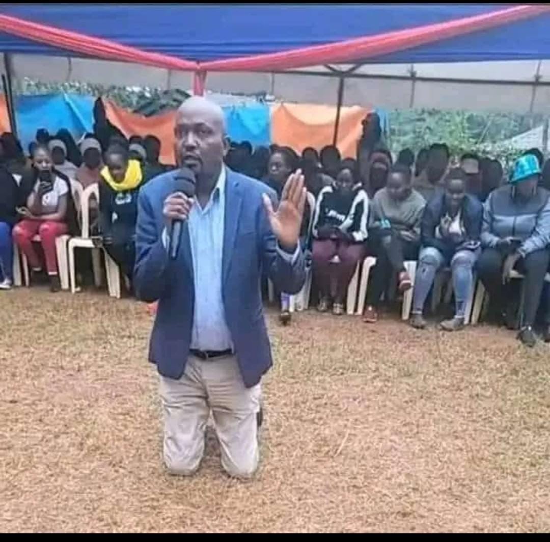kafangi's tweet image. The year is 2028: Moses Kuria is begging the then president not to jail him.