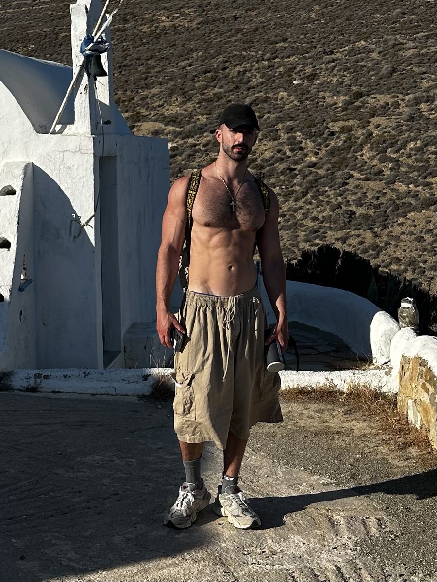 little trip to the homeland 🇬🇷🧿
