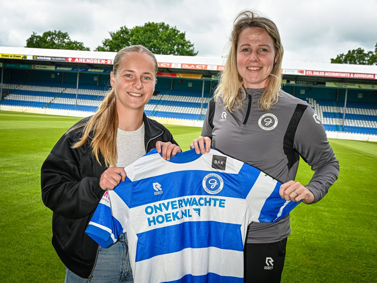 Sanne Peereboom➡️ De Graafschap Vrouwen

De Graafschap Vrouwen heeft zich versterkt met Sanne Peereboom. Na haar tijd bij VV Alkmaar, AZ en Fortuna Sittard is ze klaar voor een nieuw hoofdstuk in Doetinchem.

Het hele artikel:
degraafschap.nl/nieuws/sanne-p…