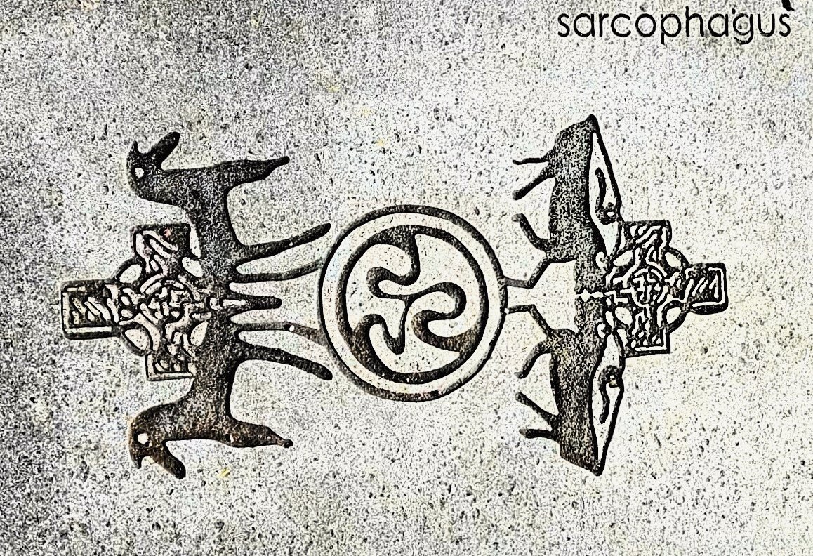 Govan streets have the best public art, and not just the pieces inspired by our Sarcophagus! 🐎🦌