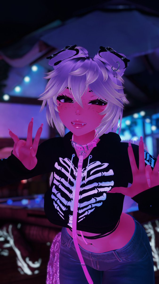 Equuleuus's tweet image. All Smiles &amp;lt;3

Lyra is on her way~