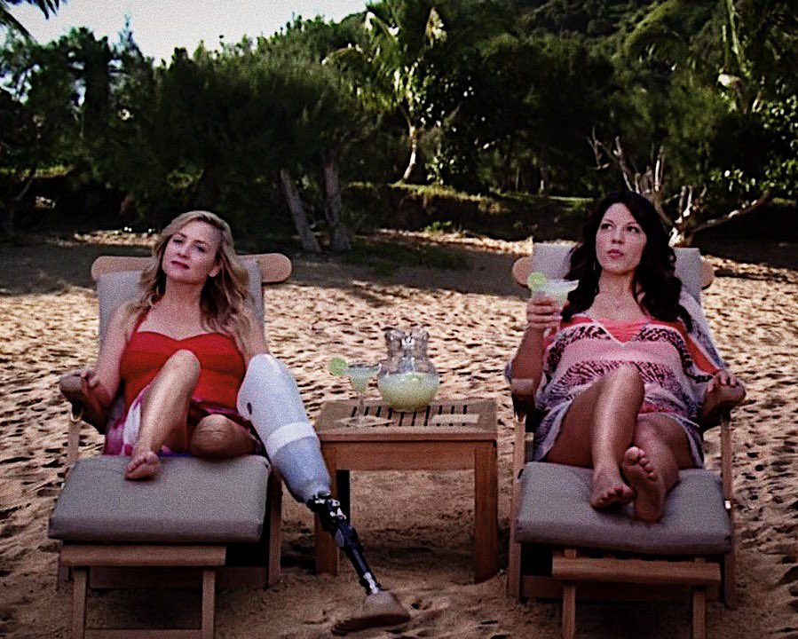 bestofcaIIiope's tweet image. nothing beats a jet2 holiday