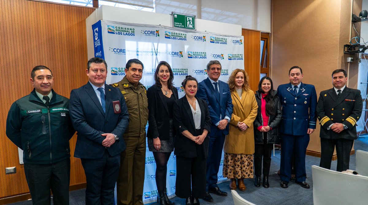 Delegación Presidencial Regional de Los Lagos (@dprloslagos) on Twitter photo La #Seguridad es nuestra prioridad ✅️
Delegada Paulina Muñoz junto a <a href="/DPPOsorno/">Delegación Presidencial Provincial de Osorno</a>, Seremi de Seguridad Pública y diversas autoridades asistieron a la presentación del Plan de Seguridad Pública y Protección Civil impulsado por el <a href="/GoreLosLagos/">Gore Los Lagos</a>. La #Seguridad es nuestra prioridad ✅️
Delegada Paulina Muñoz junto a <a href="/DPPOsorno/">Delegación Presidencial Provincial de Osorno</a>, Seremi de Seguridad Pública y diversas autoridades asistieron a la presentación del Plan de Seguridad Pública y Protección Civil impulsado por el <a href="/GoreLosLagos/">Gore Los Lagos</a>.