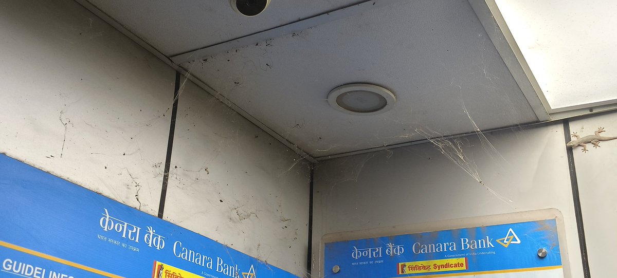 Shahnawaz192's tweet photo. @canarabank 
Plz check the cleanest 

ATM id: 0595E003
Location: Old Hubli https://t.co/YbqSF8i2Mi