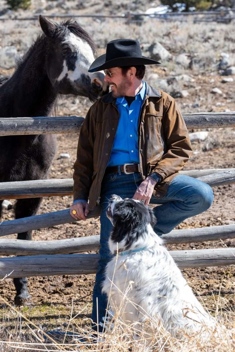 It’s the simple things: sunshine, fresh air, family, and four-legged friends. #TheyreFamilyToo❤️