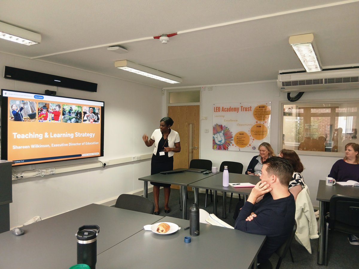 LEOtraining5's tweet image. 🤩 What a brilliant Induction morning!
👋 We enjoyed welcoming new teachers from across @LEOacademies.
🤝 It was a fantastic opportunity for everyone to meet each other and connect with members of our team.
🦁 Looking forward to a great year ahead!
#WeAreLEO
