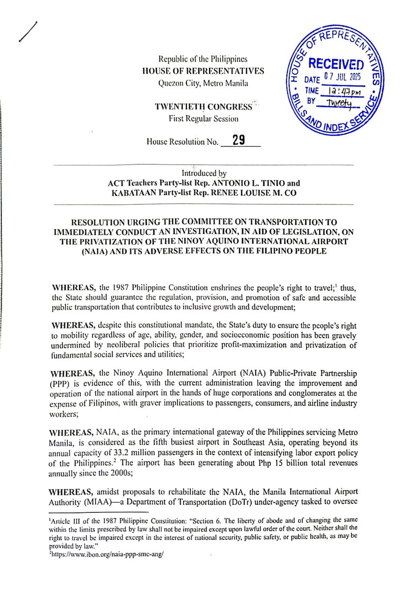 TINGNAN: Nag-file ng house resolution ang Makabayan bloc na humihimok sa Committee on Transportation na agarang imbestigahan ang pagsasapribado ng Ninoy Aquino International Airport (NAIA) at ang epekto nito sa sambayanang Pilipino.

SEBISYO SA TAO, HUWAG GAWING NEGOSYO!