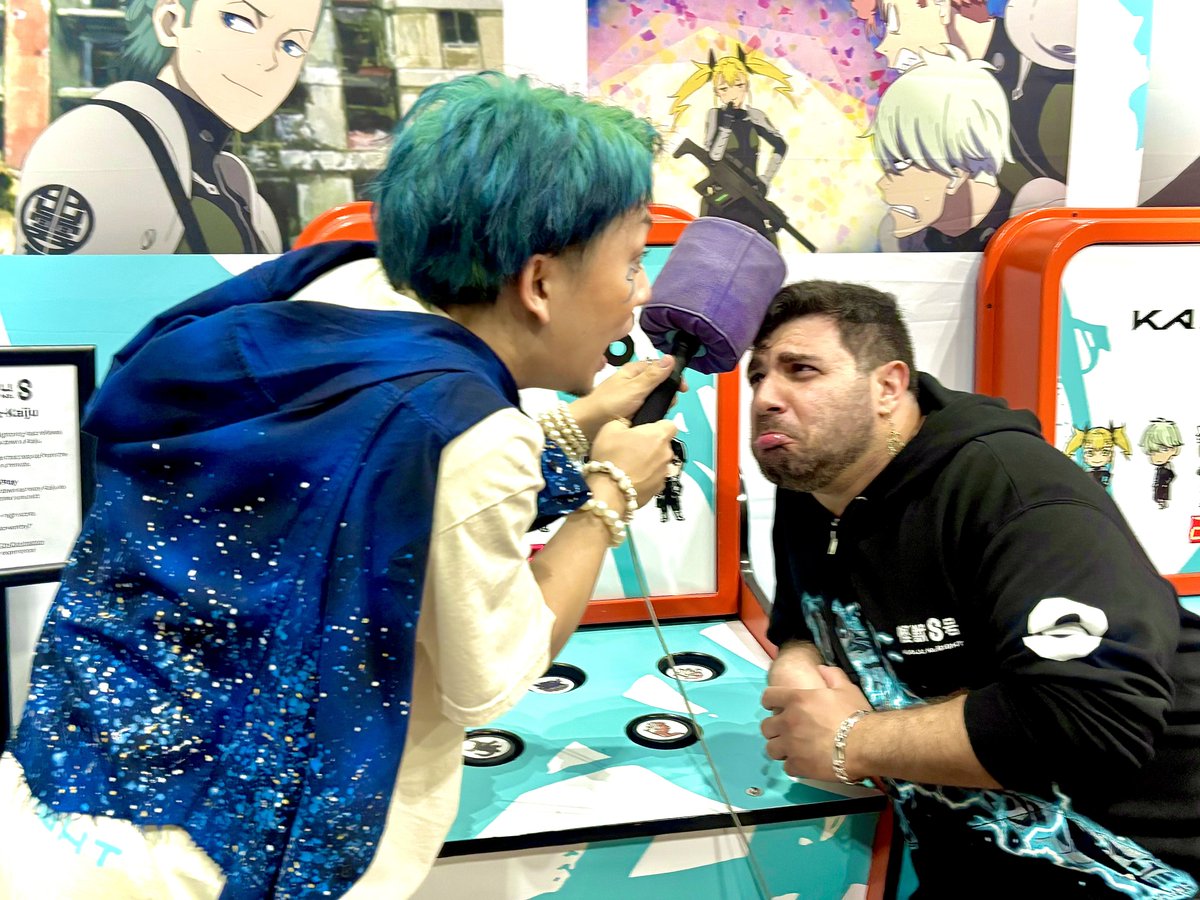 改めまして、「Anime expo」in LAのアニメ『怪獣８号』パネルに登壇しました👊😈⚡️
共演者の、ご来場のみなさんありがとうございました！

My broの絆なNazeehと共に📸💕

I was on #KaijuNo8  panel at #AX2025.
Thank you to everyone who came to see me at the Peacock Theater!

See you again🥰