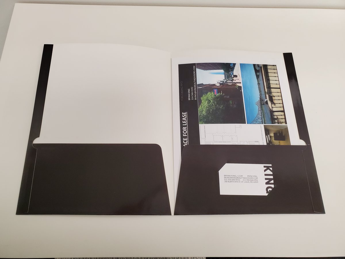 JohnBracamontes's tweet image. Organization is key for success in business.
Well-designed folders keep your important documents safe and make a lasting impression.

Let us help you create the perfect folder for your brand!

#Folders #PrintSolutions

TestCustomer.com