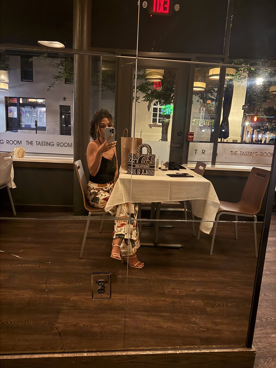 JadynGordon's tweet image. I deserve this