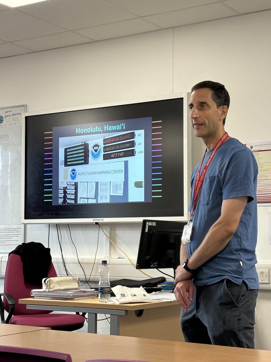 RobboGeog's tweet image. Incredibly lucky to have @IlanKelman visit my school today to speak to students about his work and then deliver a workshop to year 12 geographers. We all learnt so much!