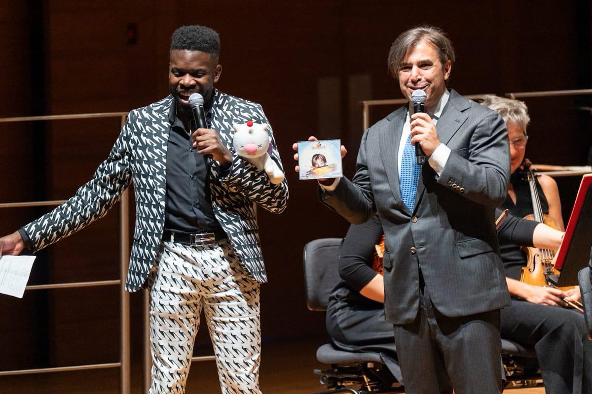 Alex Moukala tweet media