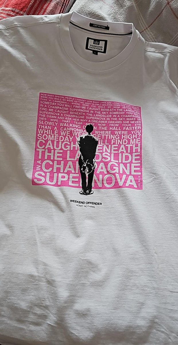 Clarkyboi01's tweet image. Love this!!! #weekendoffender #oasis #champagnesupernova