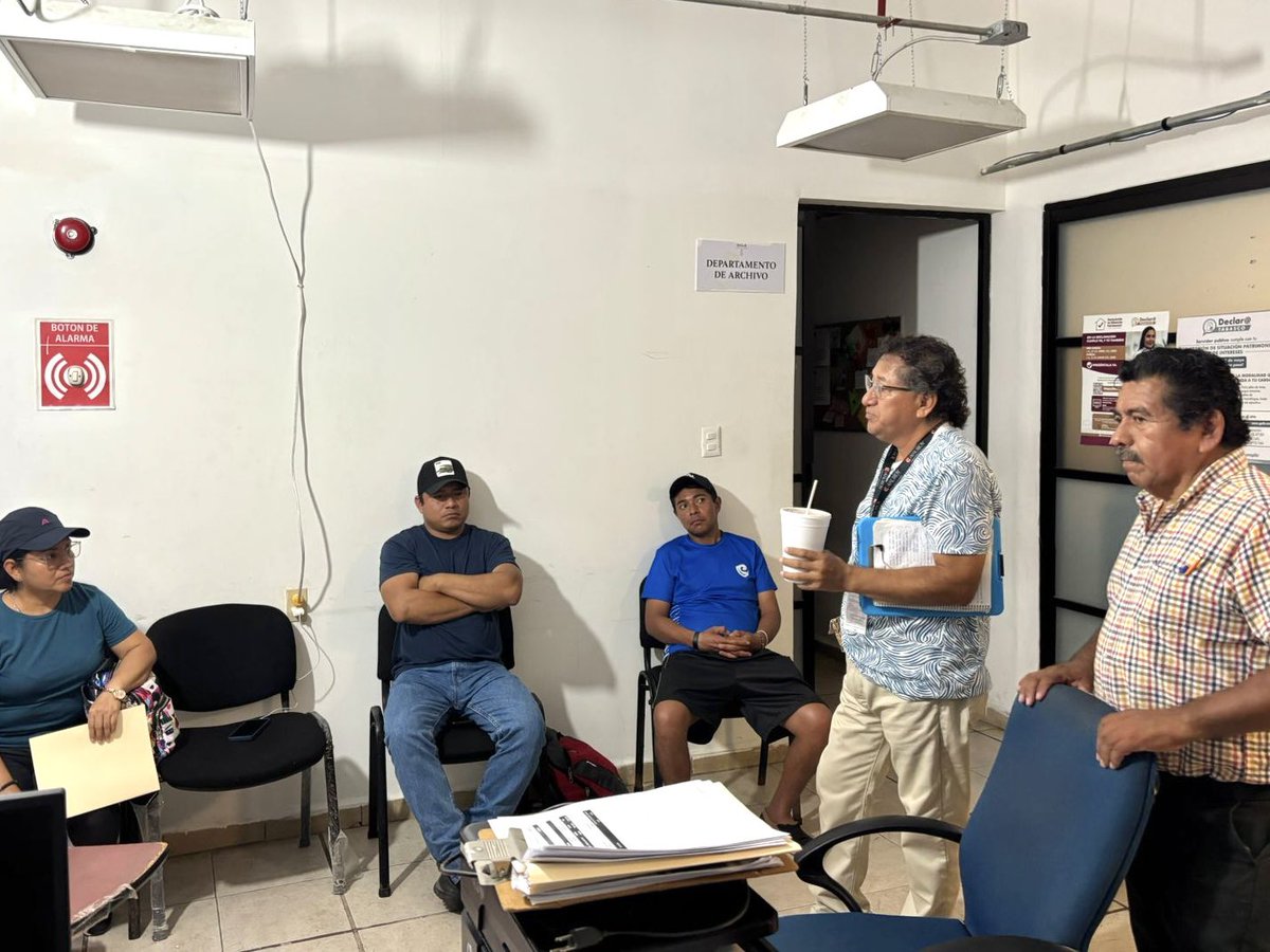 SNE_Tabasco's tweet image. El #SNET es la instancia de gobierno autorizada para el reclutamiento, selección y contratación de trabajadores; de este modo que la atención que se les brinda es 𝐩𝐞𝐫𝐬𝐨𝐧𝐚𝐥 𝐲 𝐠𝐫𝐚𝐭𝐮𝐢𝐭𝐚, 𝐬𝐢𝐧 𝐥𝐚 𝐩𝐚𝐫𝐭𝐢𝐜𝐢𝐩𝐚𝐜𝐢𝐨́𝐧 𝐝𝐞 𝐢𝐧𝐭𝐞𝐫𝐦𝐞𝐝𝐢𝐚𝐫𝐢𝐨𝐬.