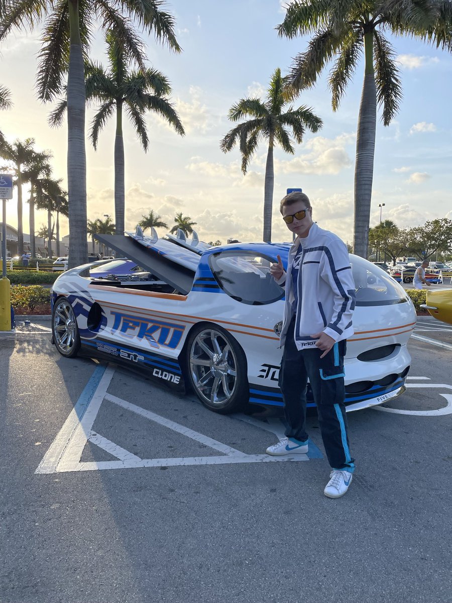 JayCee Squared tweet media