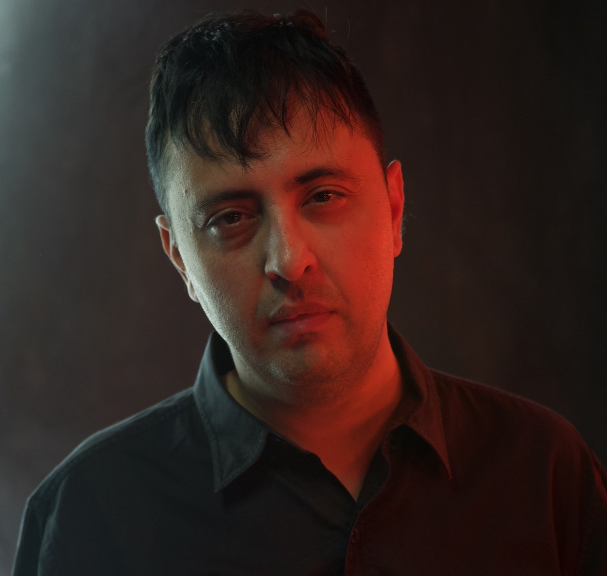 SungateMusicGrp's tweet image. Artist Spotlight: @harvestrunes
If you’re not already listening to Harvest Runes, it’s time to fix that. Led by NYC composer and multi-instrumentalist James Anthony Wolff, this indie-pop project fuses alt rock grit with NYC drip.
Stream “Setting Sun” now on Spotify!